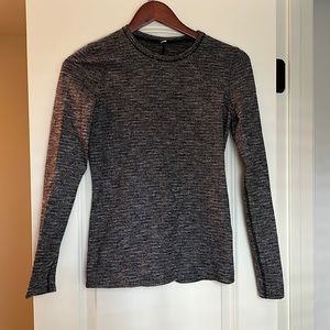 Lululemon long sleeve shirt